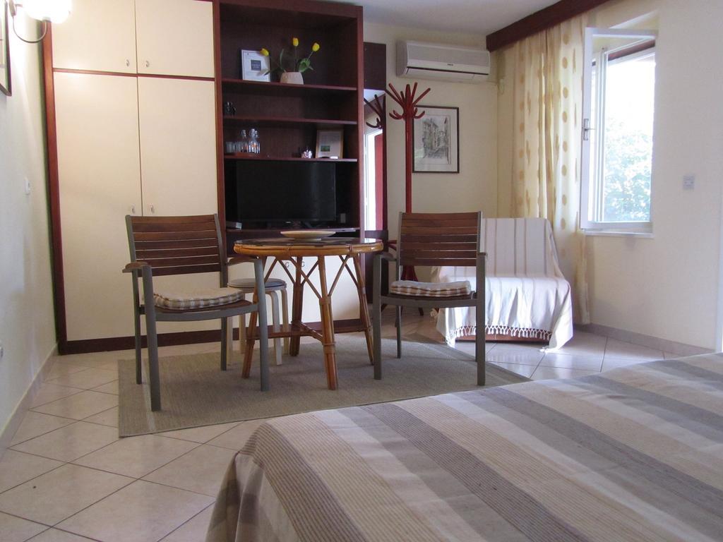 Apartment Petrović Korčula Buitenkant foto