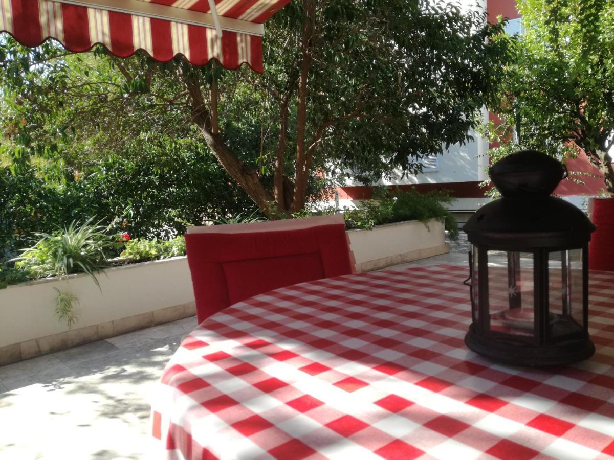 Apartment Petrović Korčula Buitenkant foto
